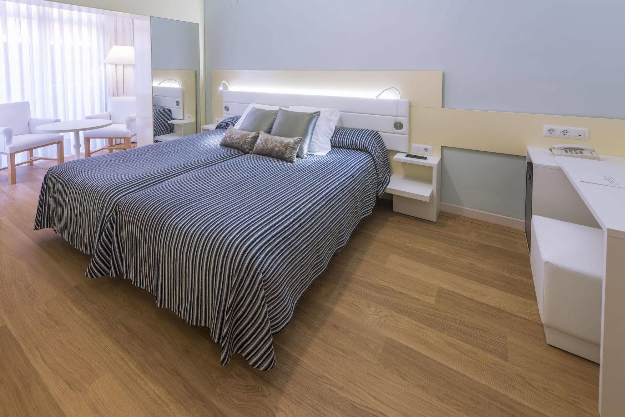 Monica Hotel Cambrils Zewnętrze zdjęcie